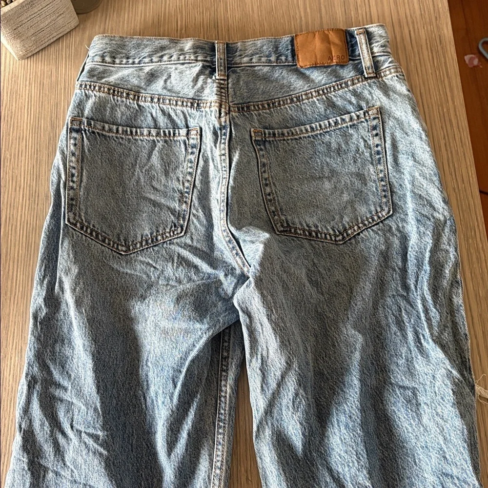 Aeropostale Women’s High Rise Baggy Distressed Jeans Size 6 Light Wash - Picture 6 of 10